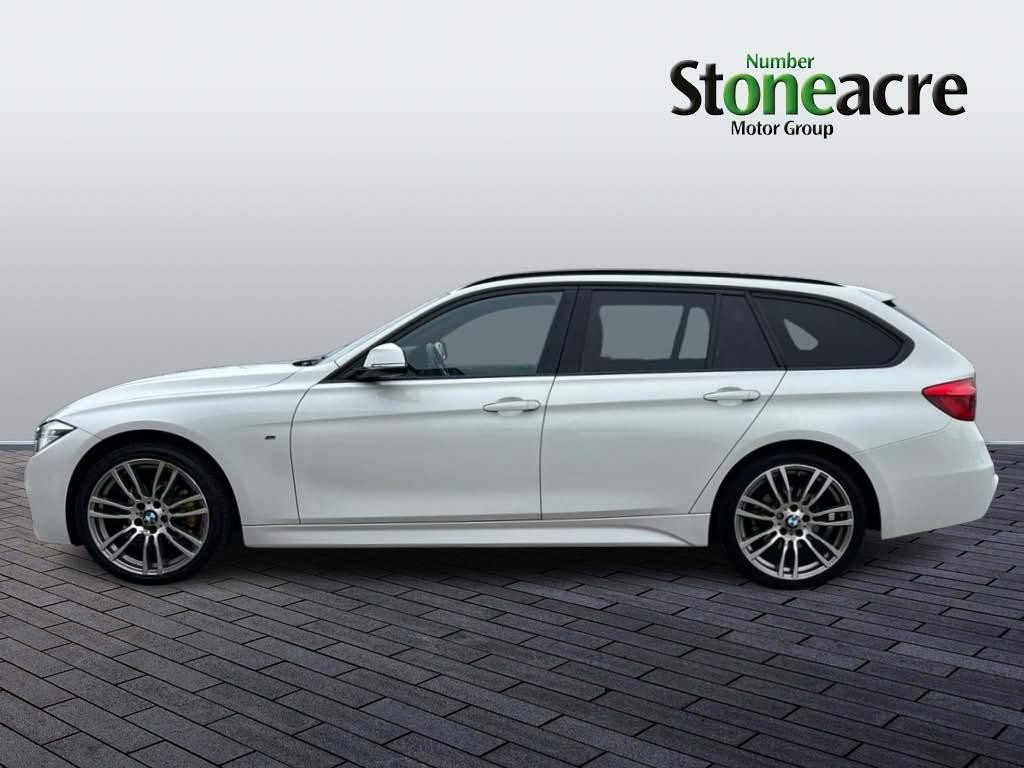 BMW 3 Series Image 6