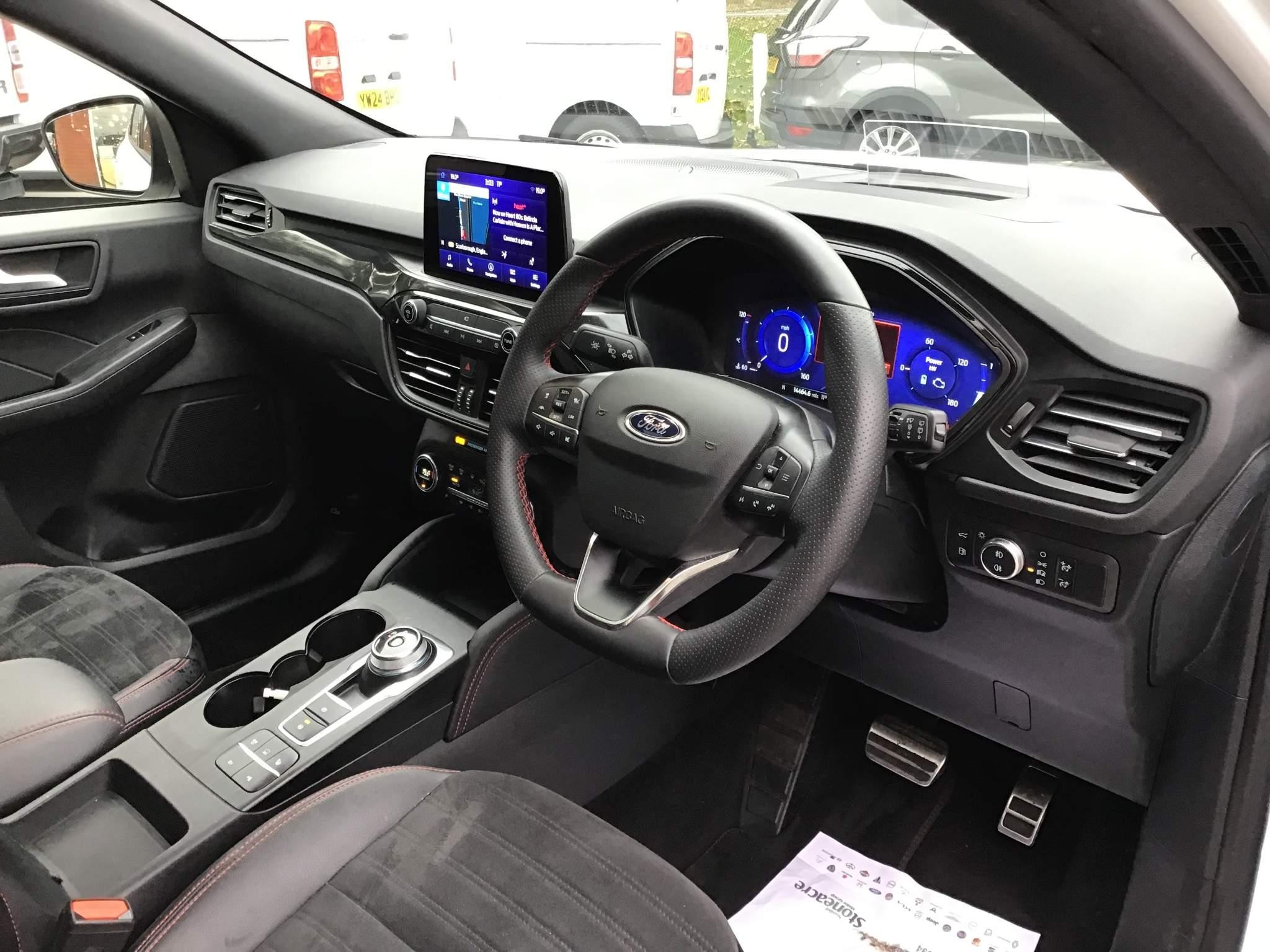 Ford Kuga Image 11