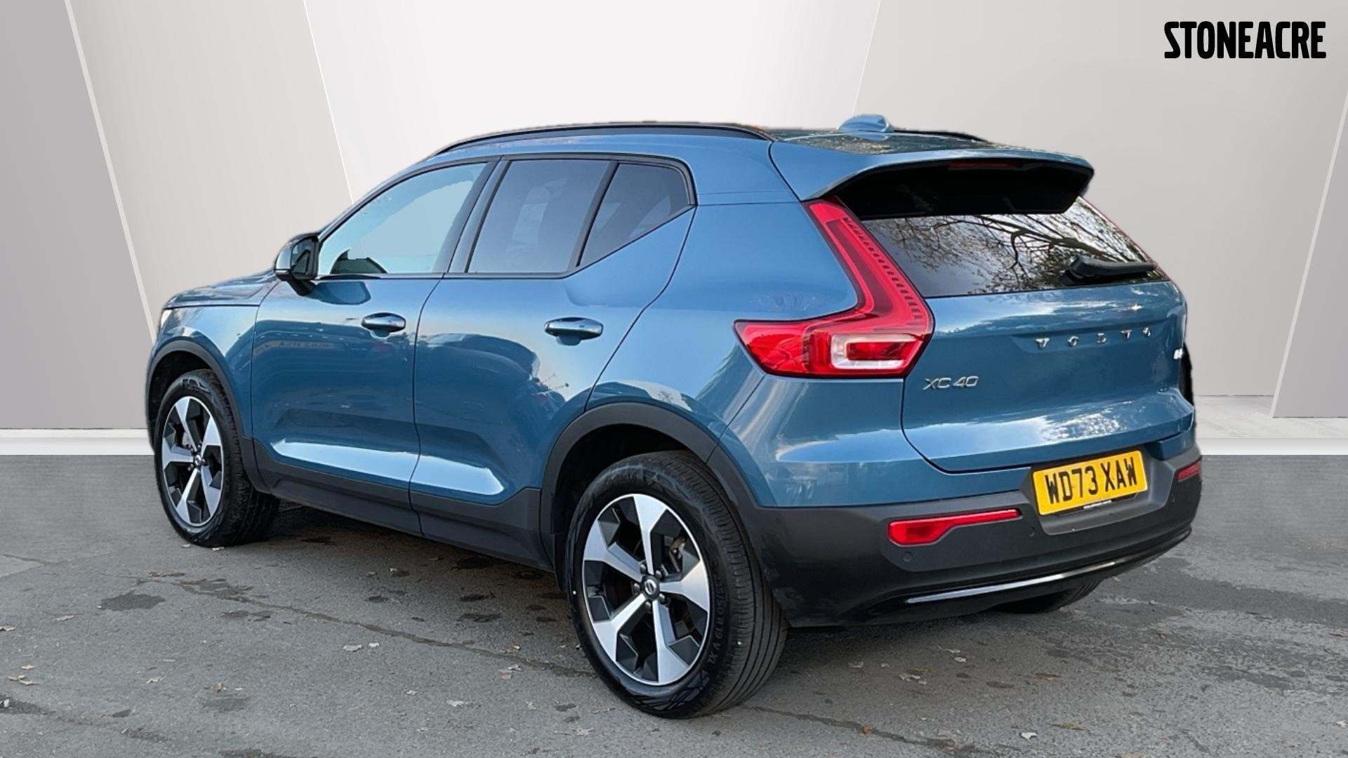 Volvo XC40 Image 2