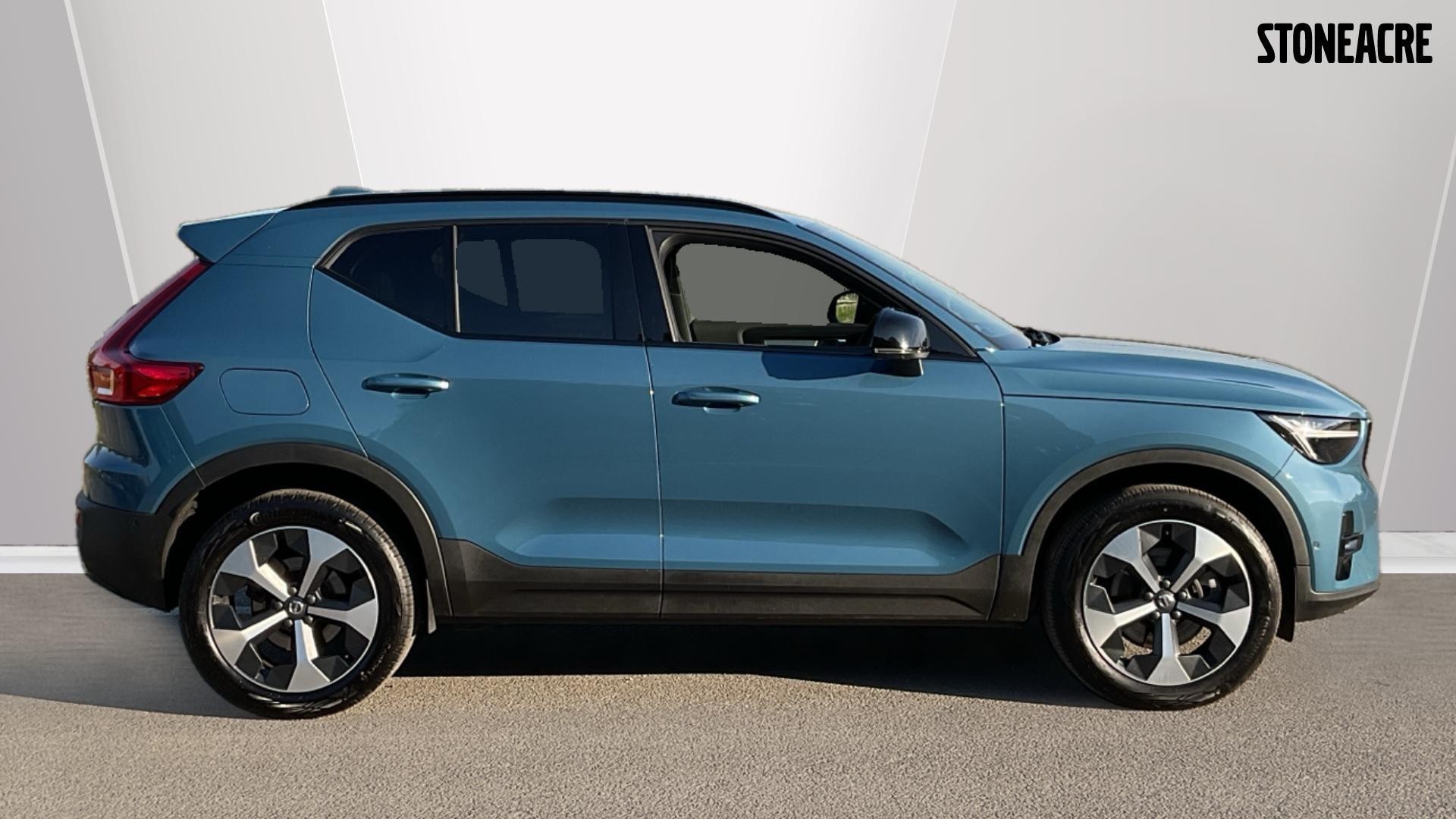 Volvo XC40 Image 3