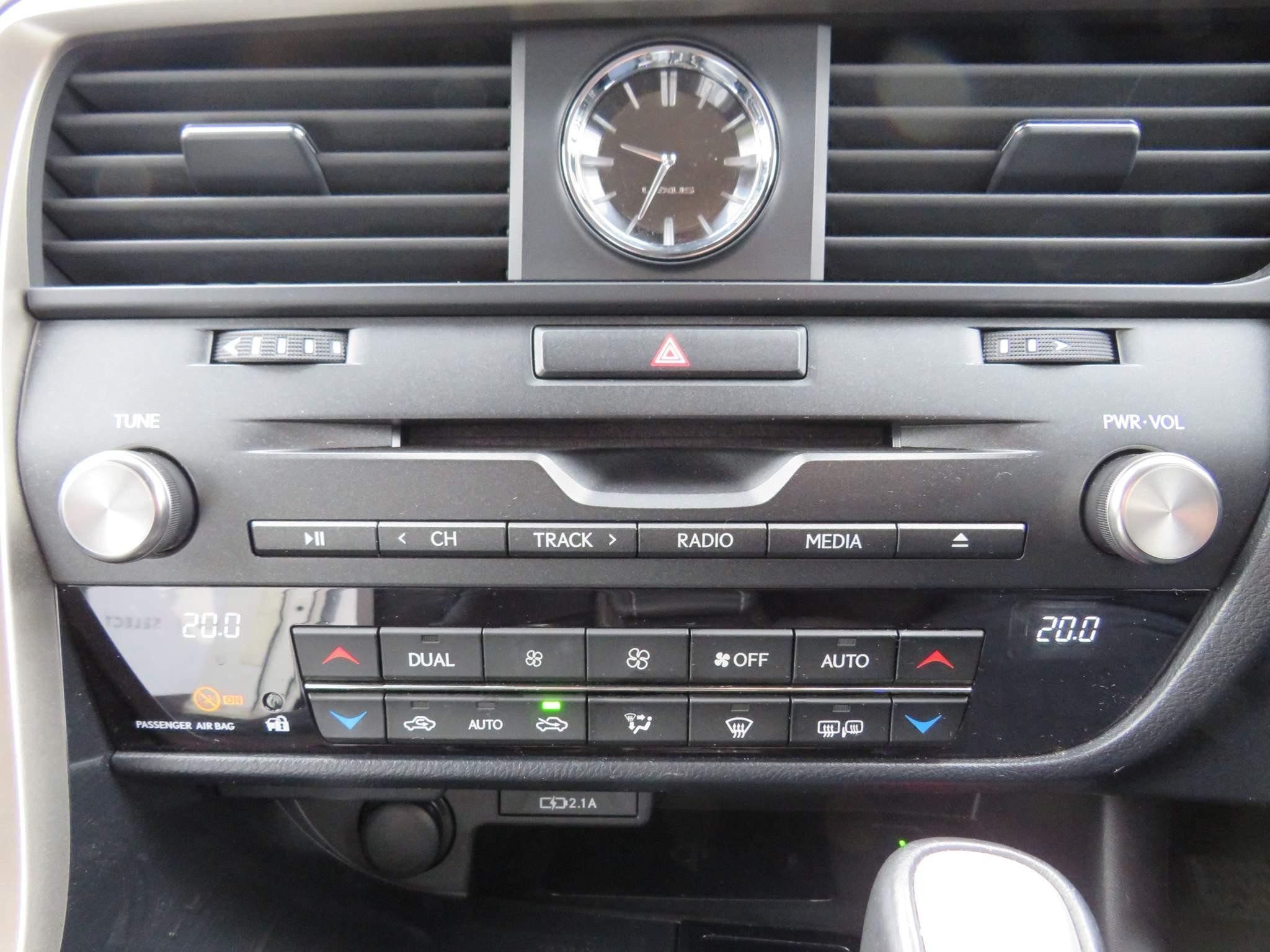 Lexus RX 450h Image 34