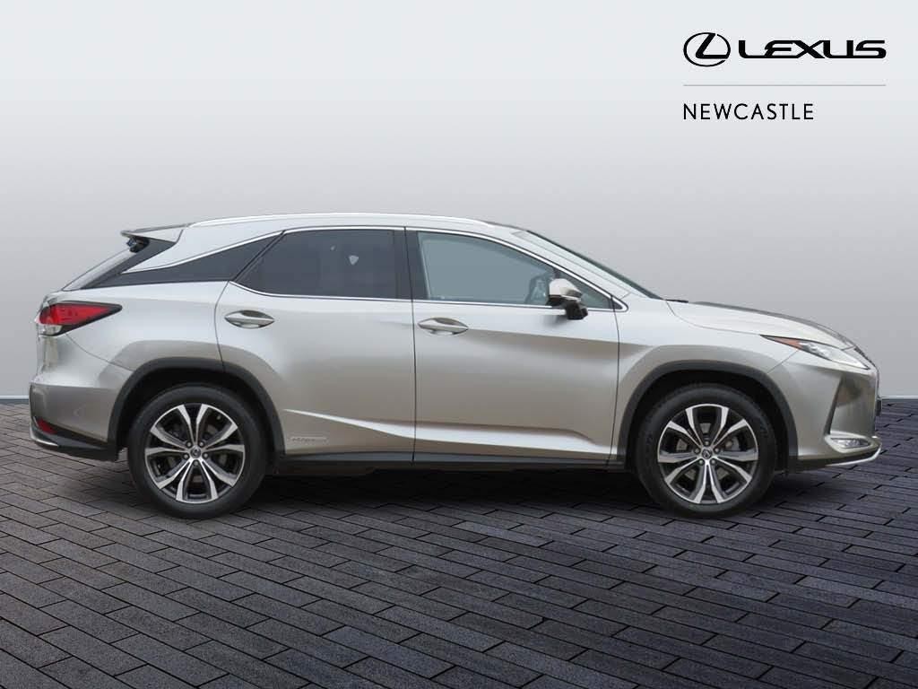 Lexus RX Self-Charging Hybrid Image 4