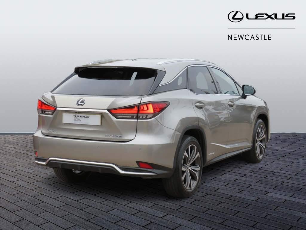 Lexus RX Self-Charging Hybrid Image 5