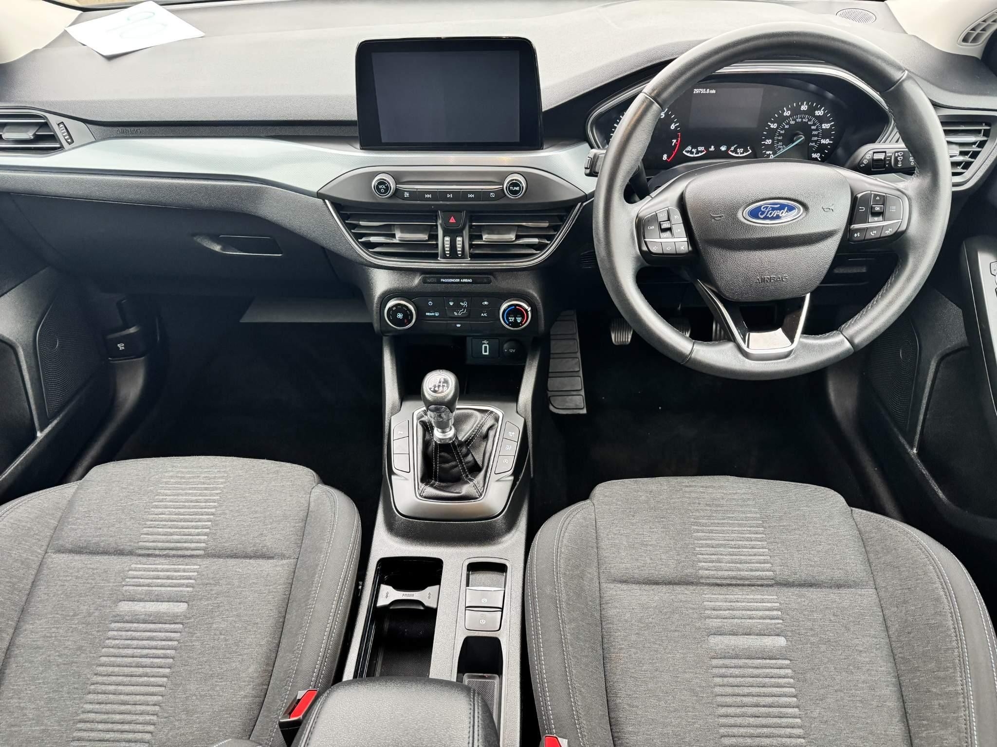 Ford Focus Image 15