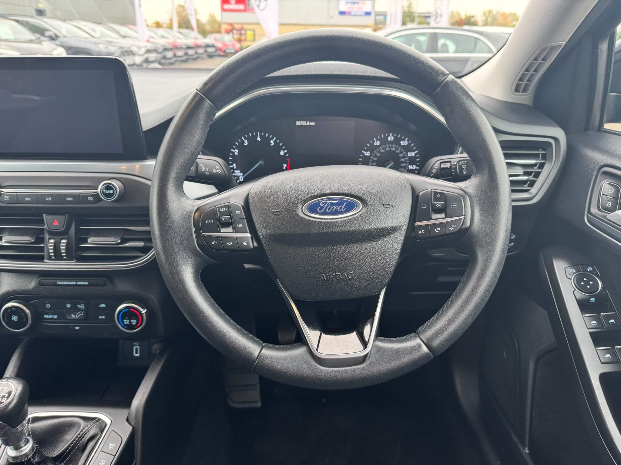 Ford Focus Image 17