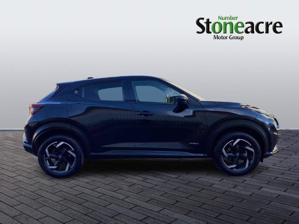 Nissan Juke Image 2