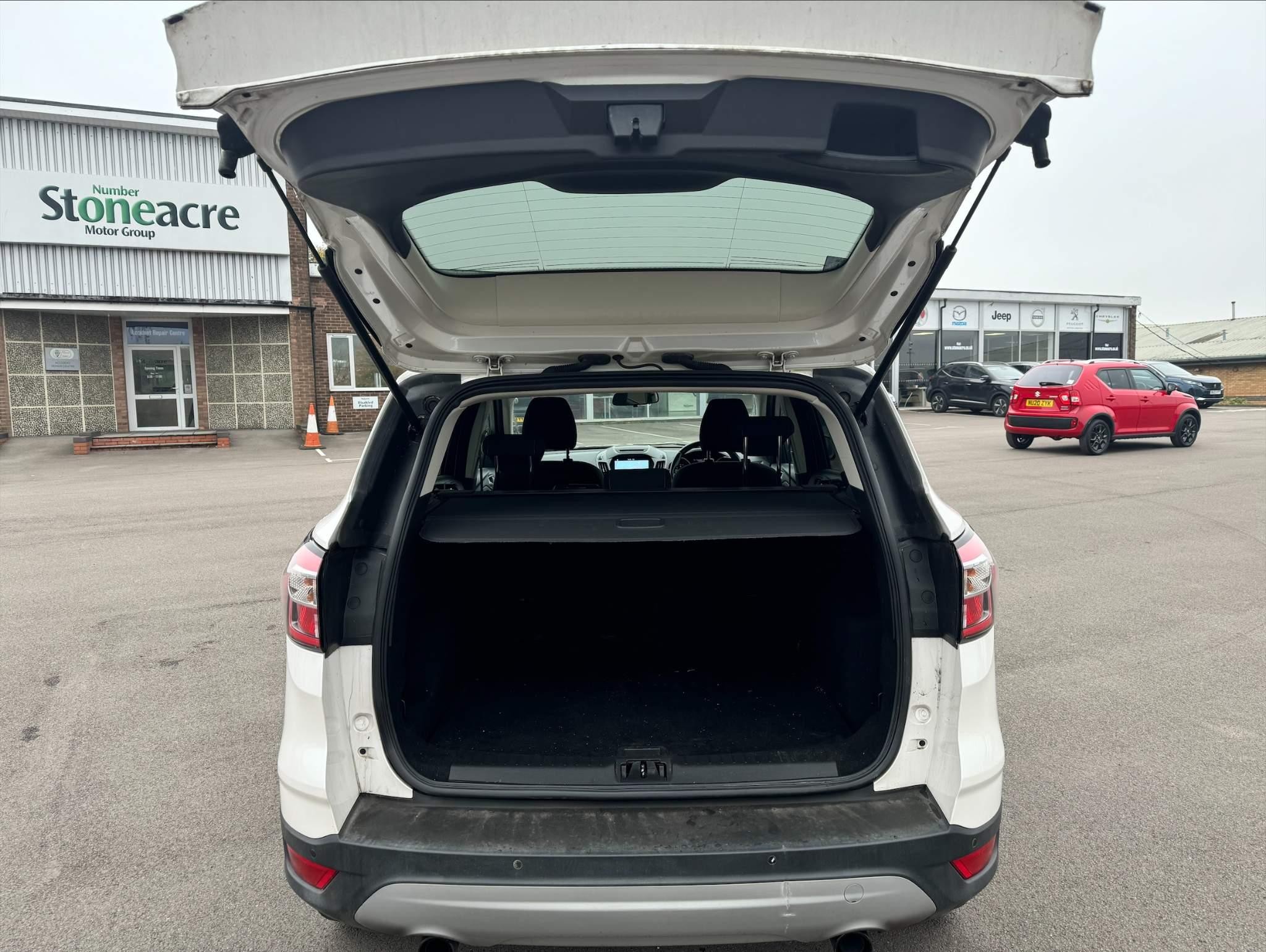 Ford Kuga Image 16