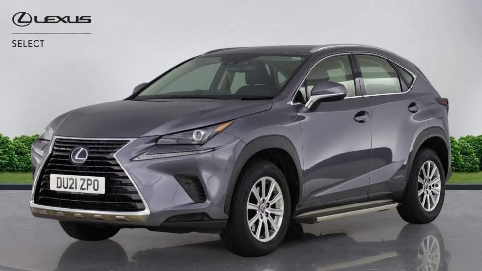 Lexus NX 300h Image 10