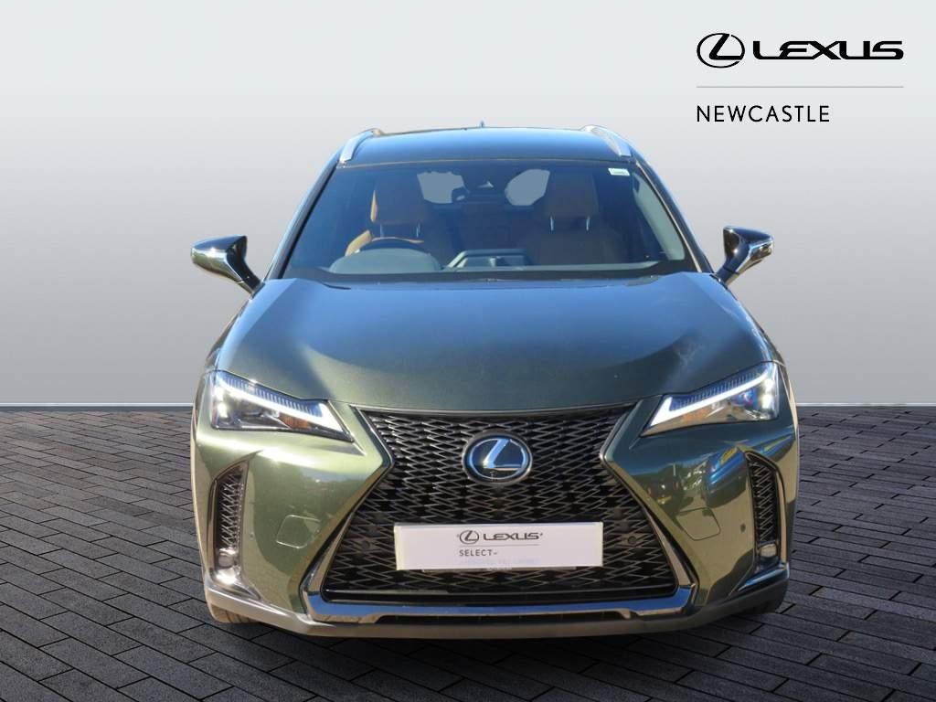 Lexus UX Self-Charging Hybrid Image 10