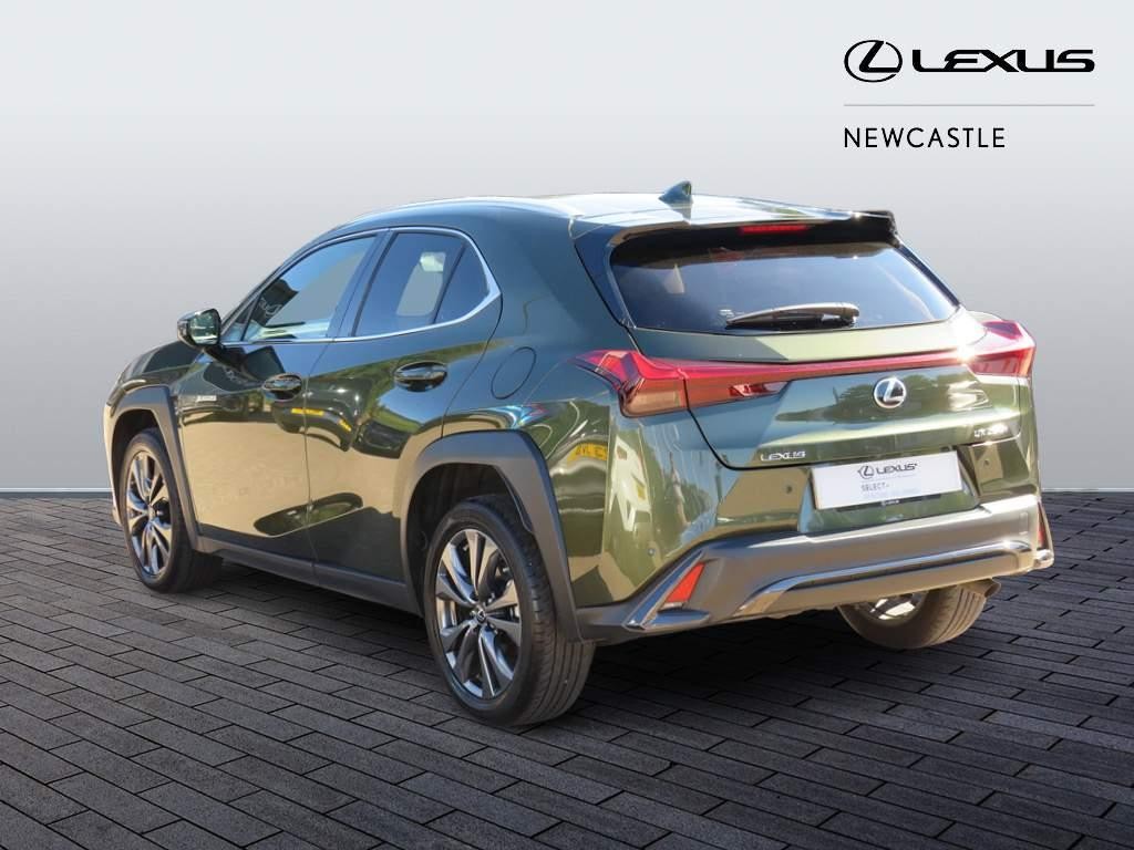 Lexus UX Self-Charging Hybrid Image 7