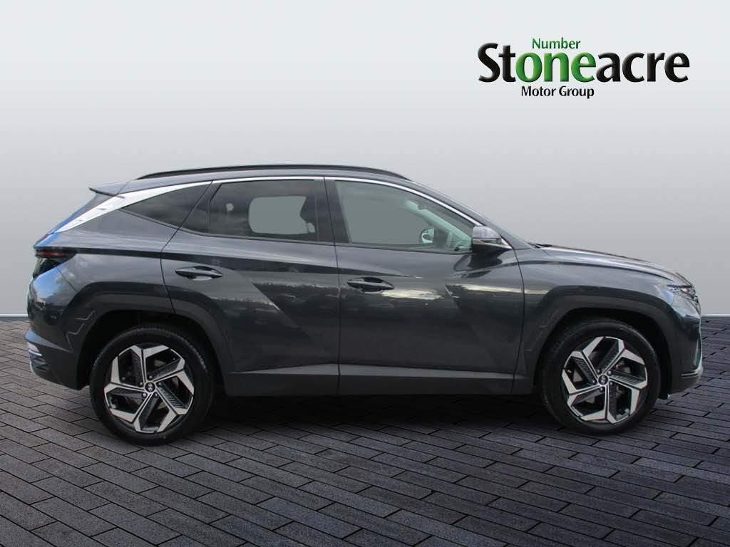 Hyundai TUCSON Image 2