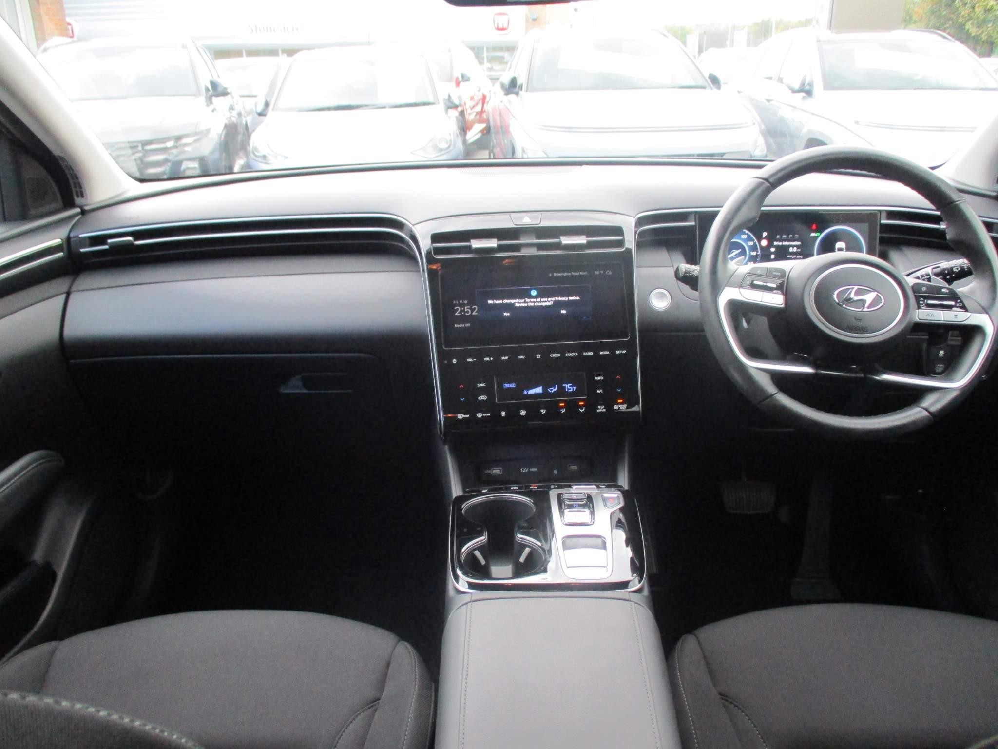 Hyundai TUCSON Image 13