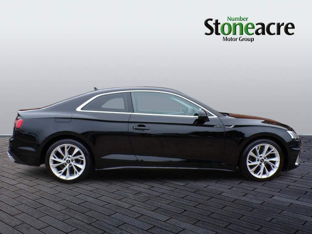 Audi A5 Image 2