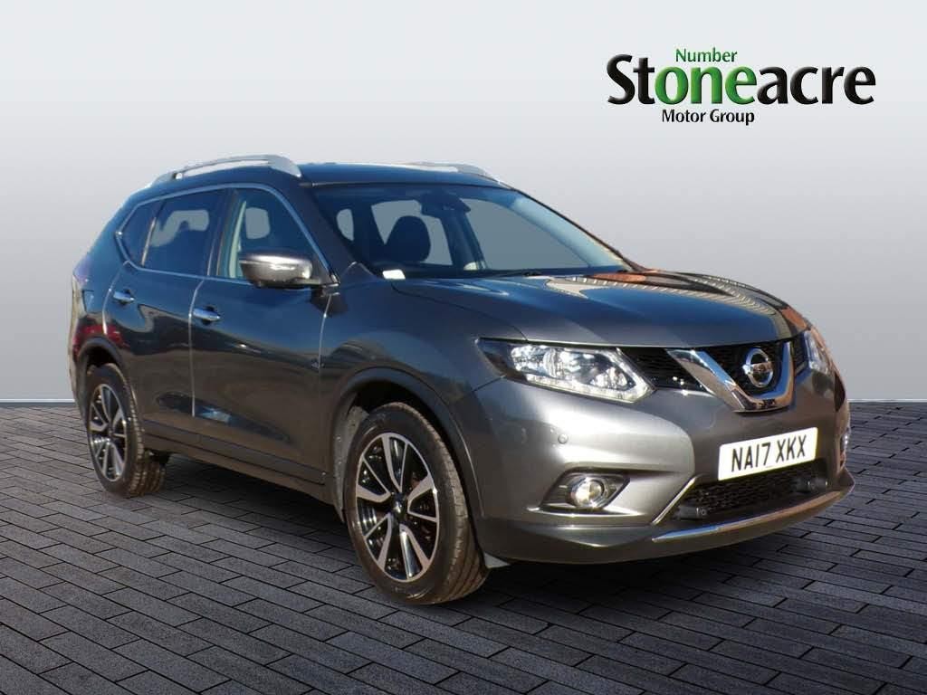 Nissan X-Trail Image 1