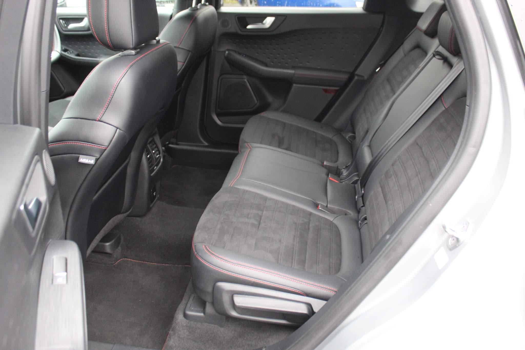 Ford Kuga Image 22