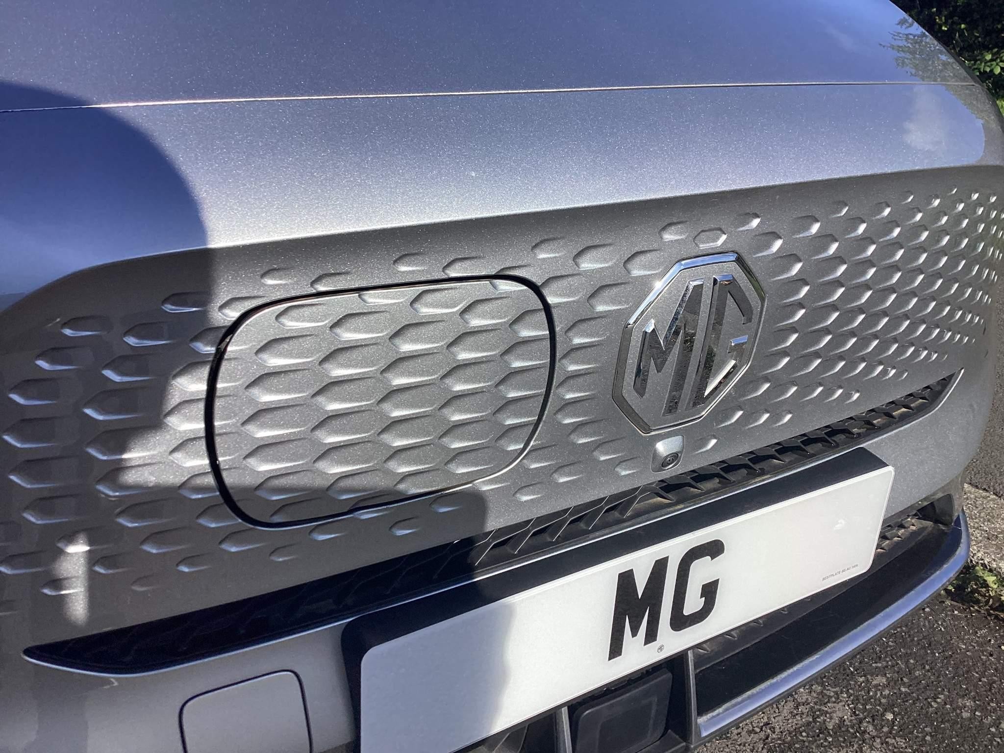 MG MG ZS Image 11