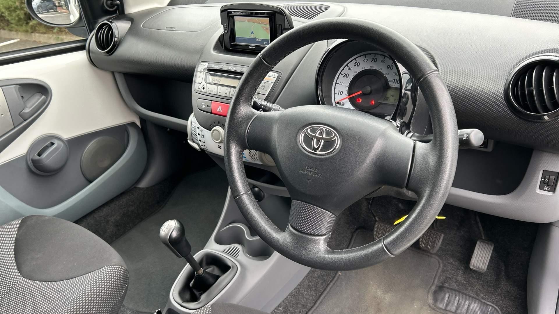 Toyota Aygo Image 12