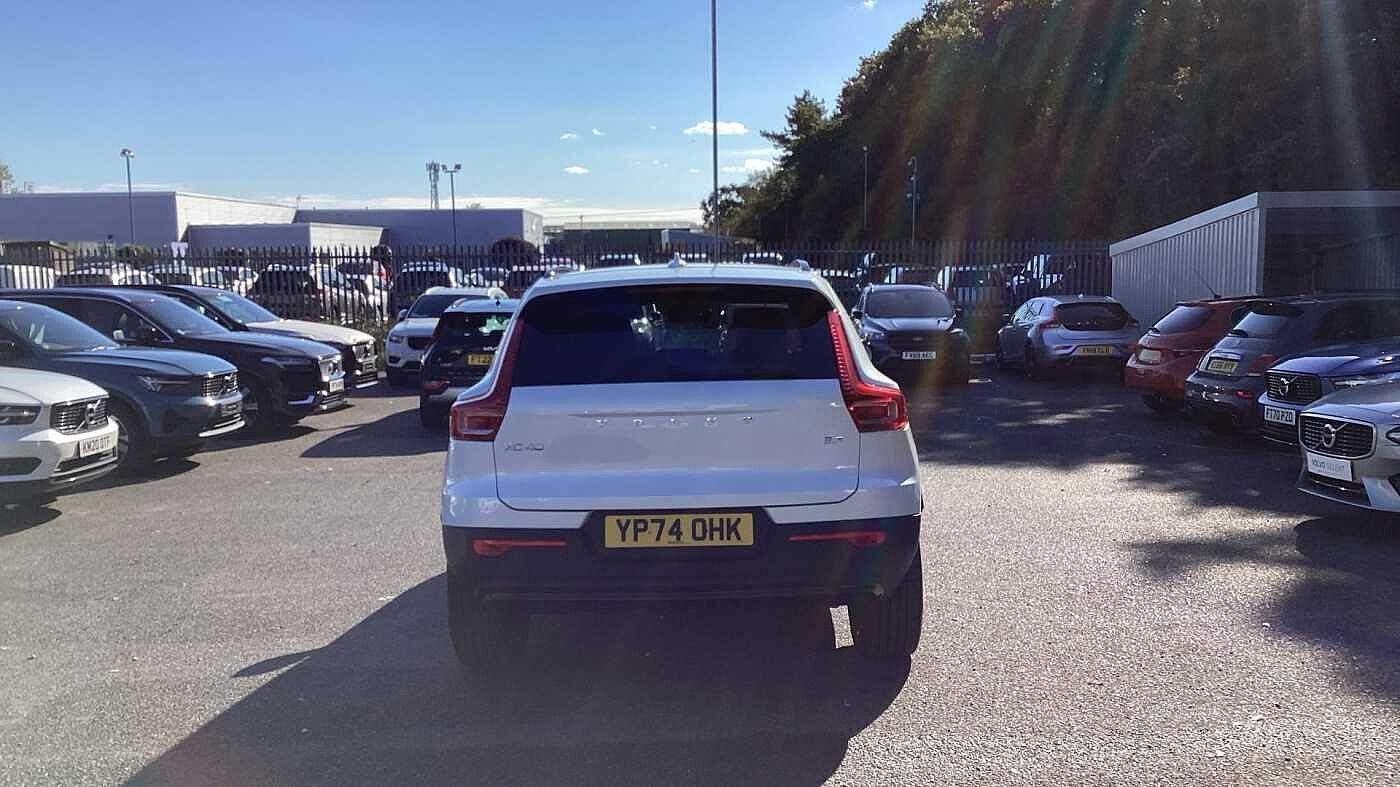 Volvo XC40 Image 14