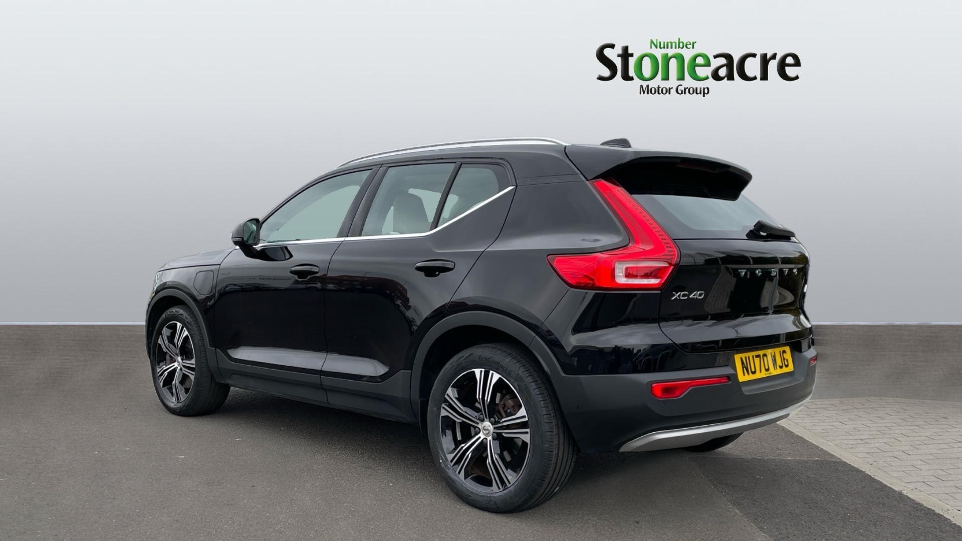 Volvo XC40 Image 2