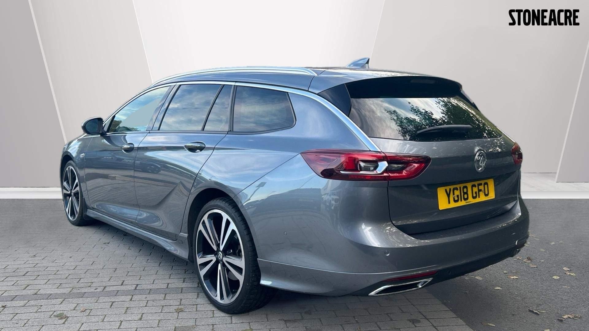 Vauxhall Insignia Image 2