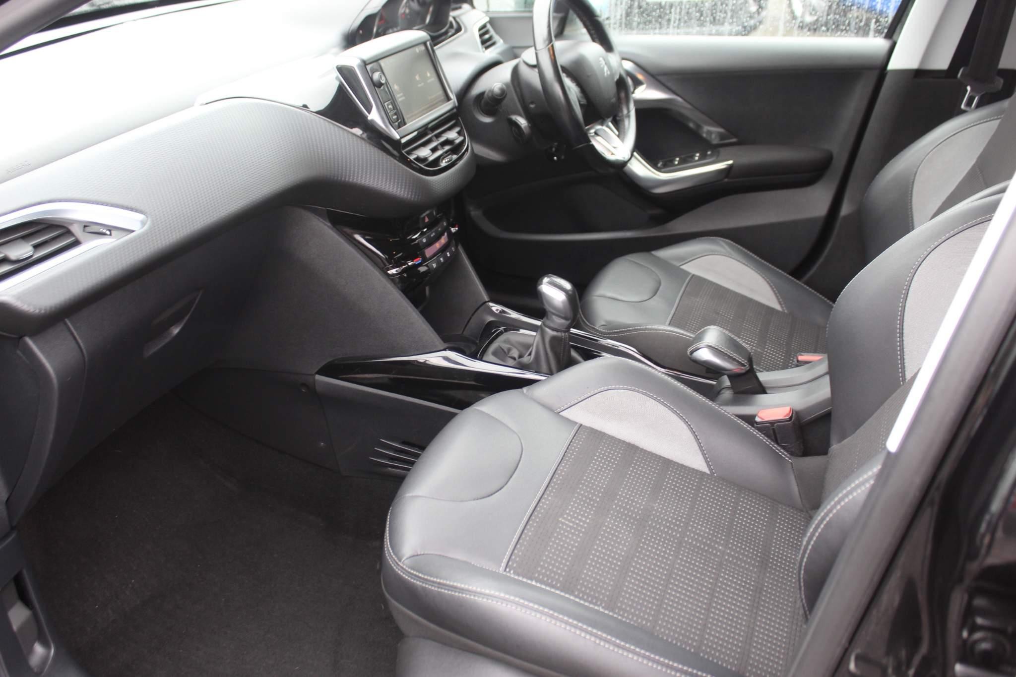 Peugeot 2008 Image 13