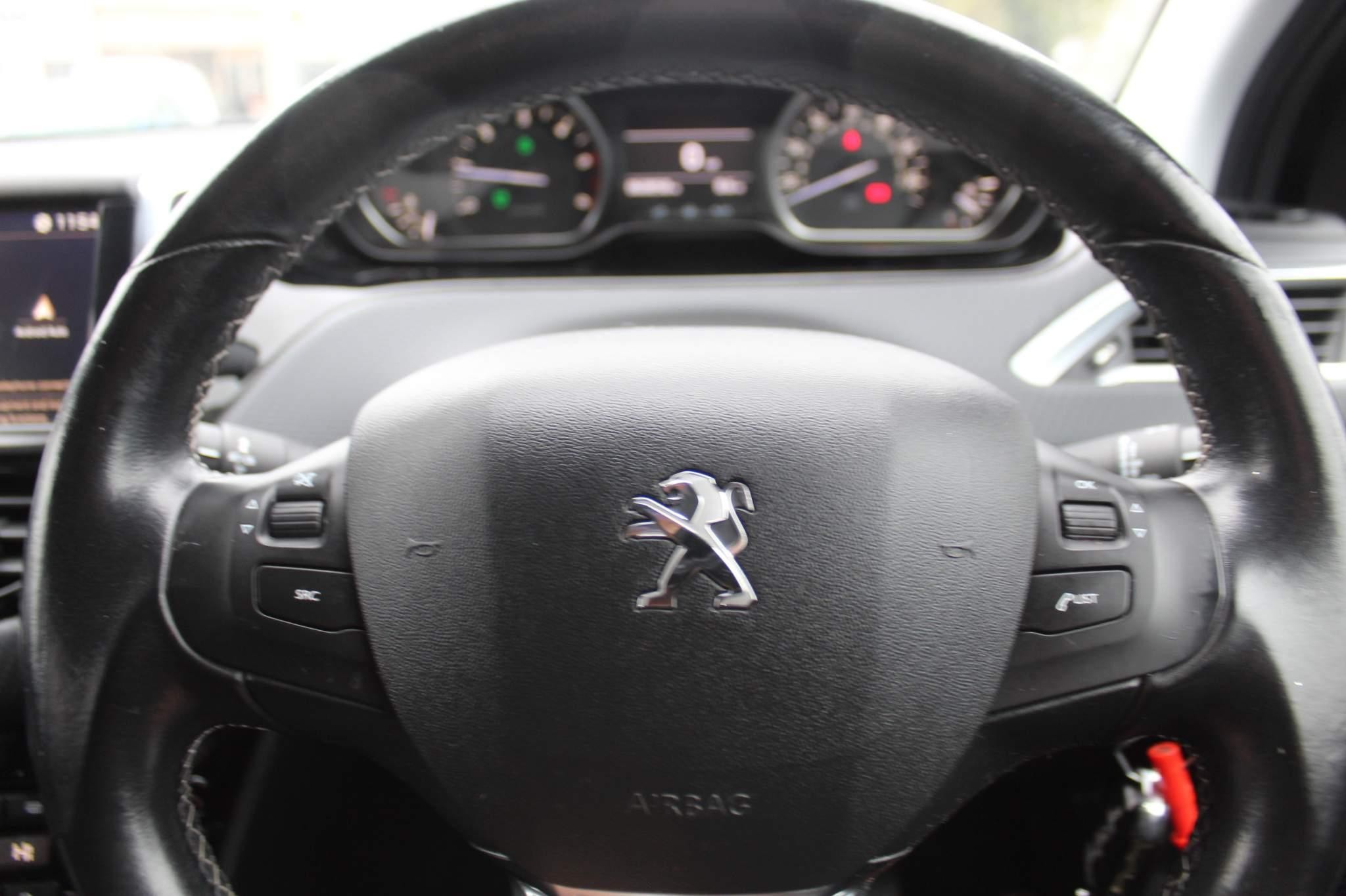 Peugeot 2008 Image 15