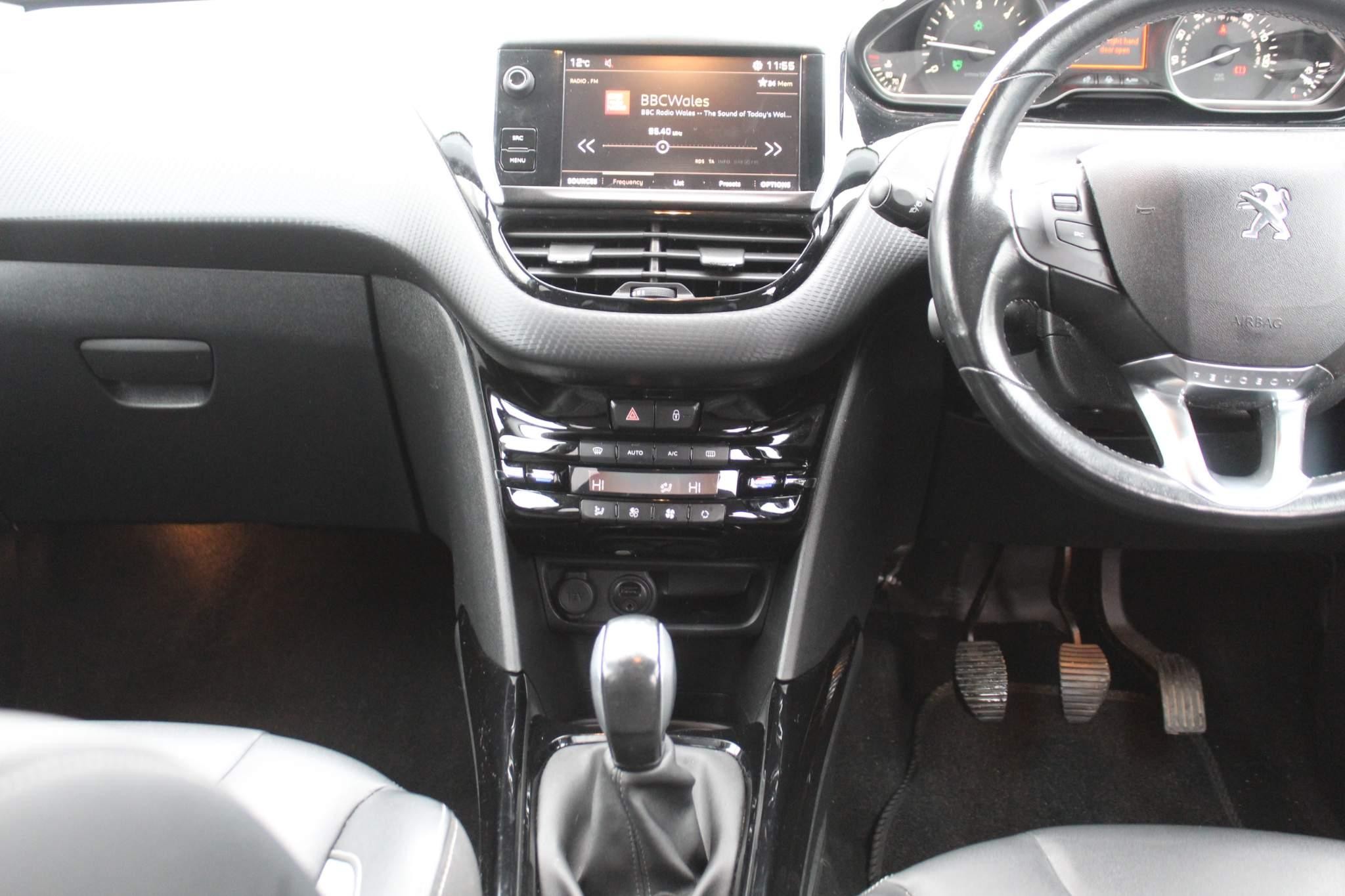 Peugeot 2008 Image 22