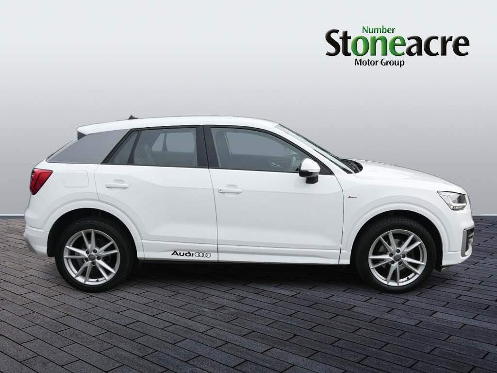 Audi Q2 Image 2