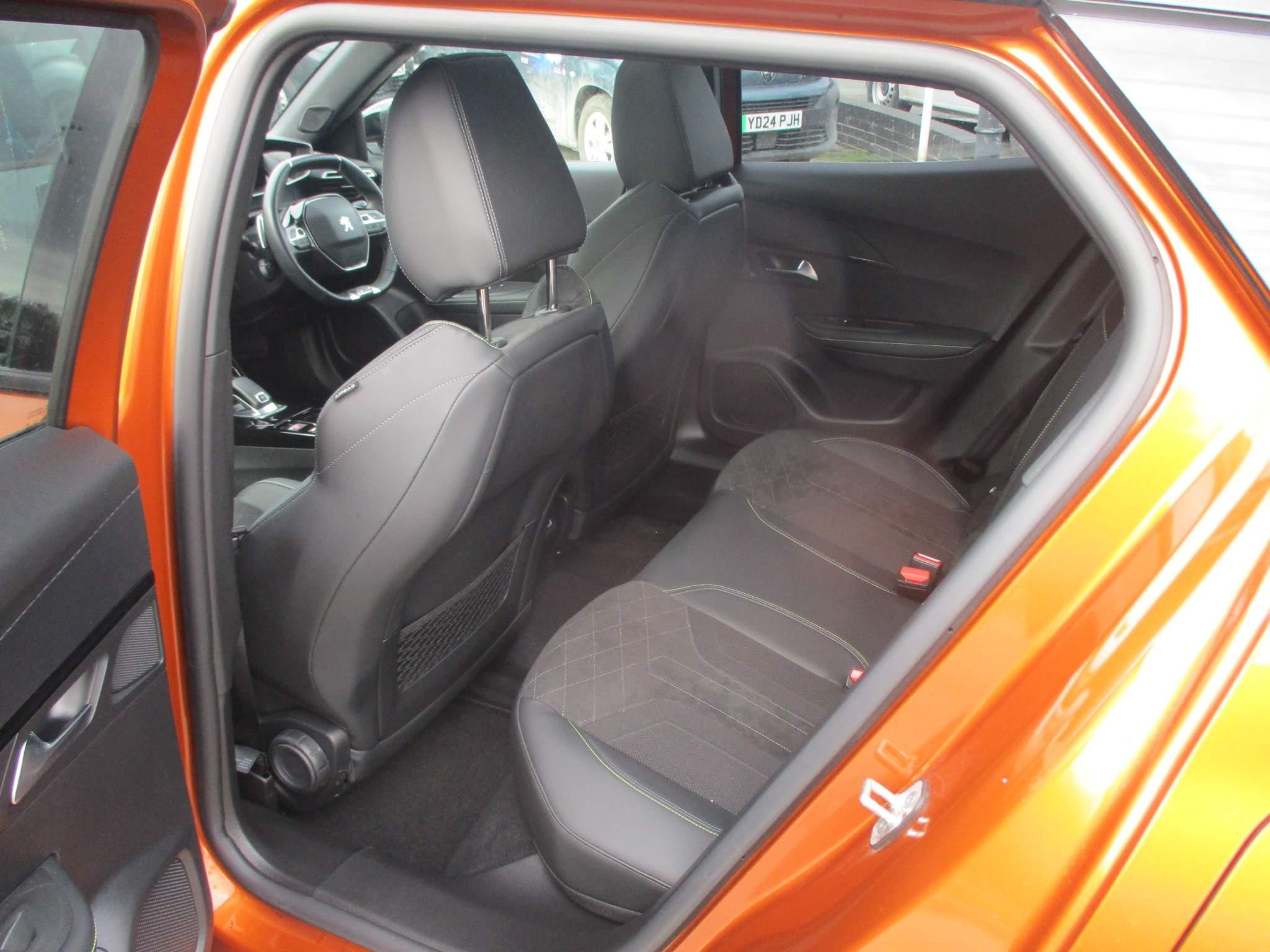 Peugeot 2008 Image 14