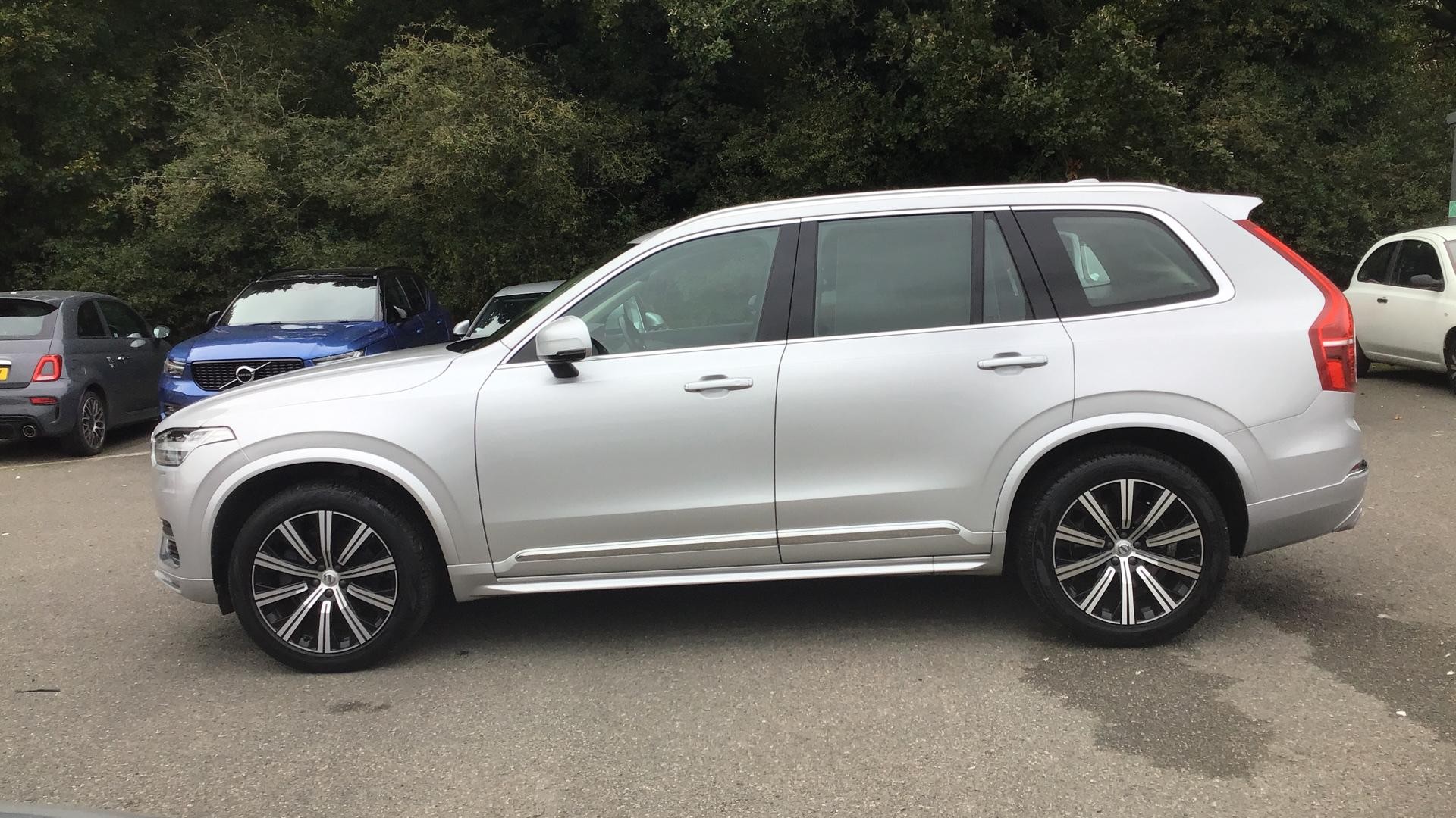 Volvo XC90 Image 8