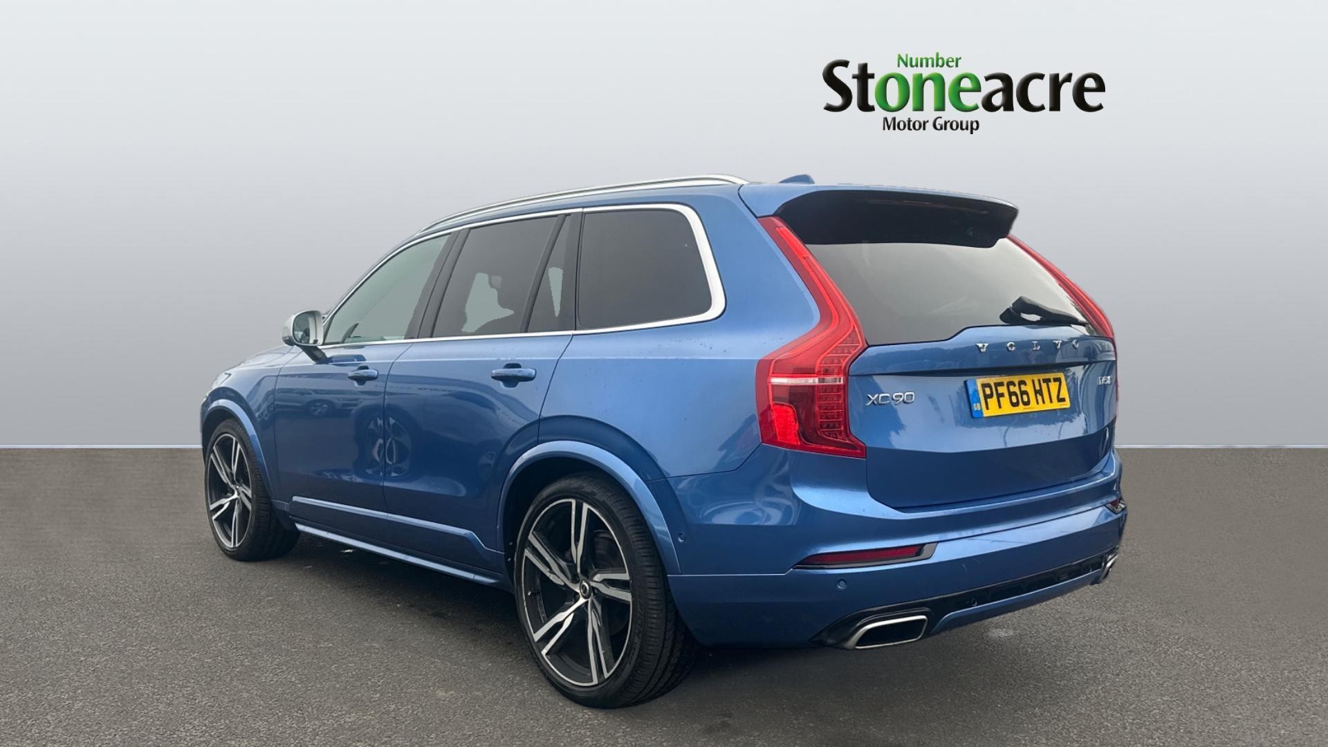 Volvo XC90 Image 2