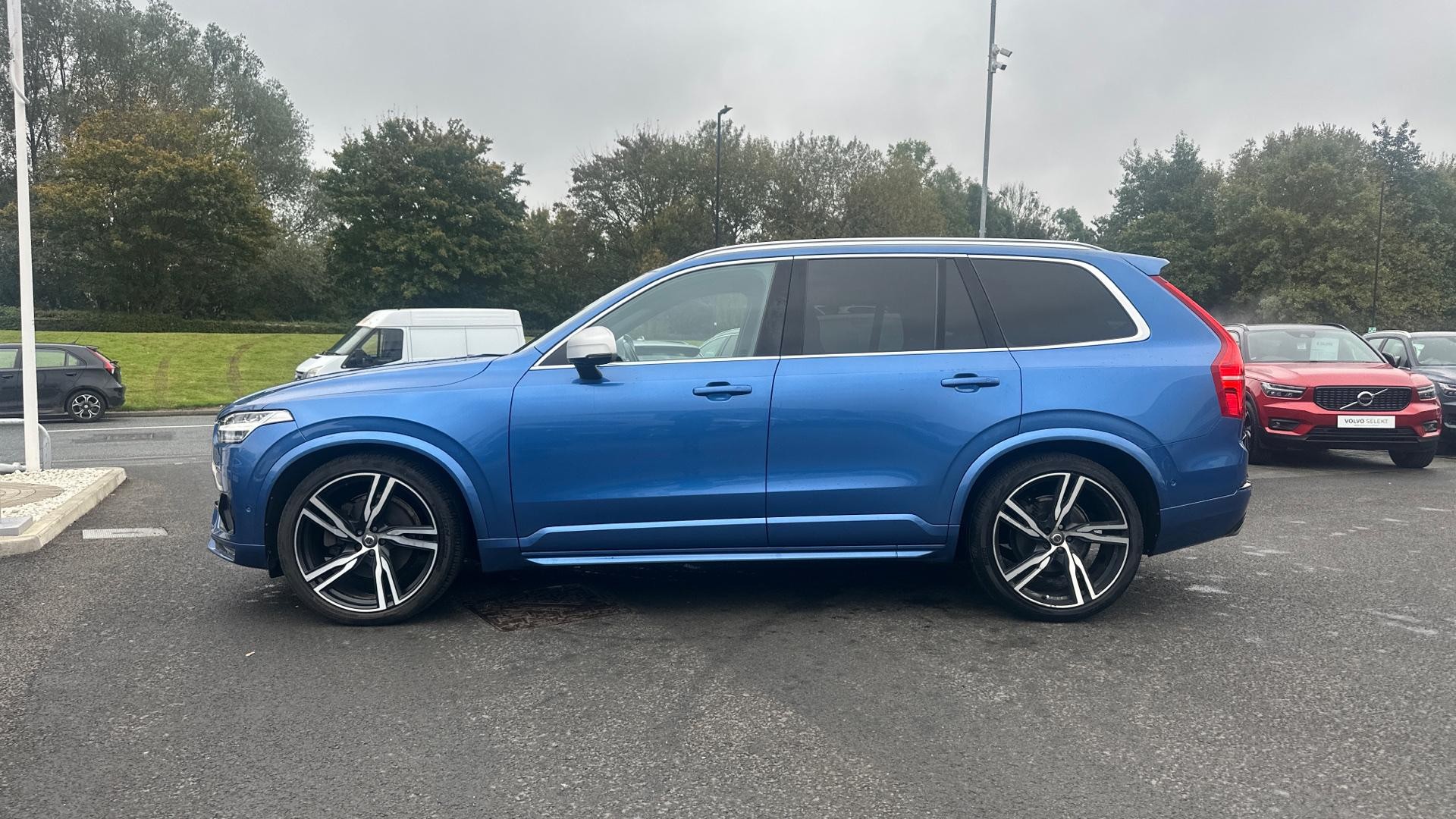 Volvo XC90 Image 8