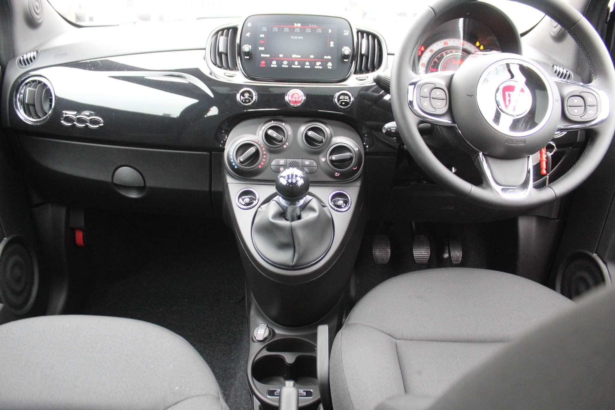 Fiat 500 Hybrid Image 12