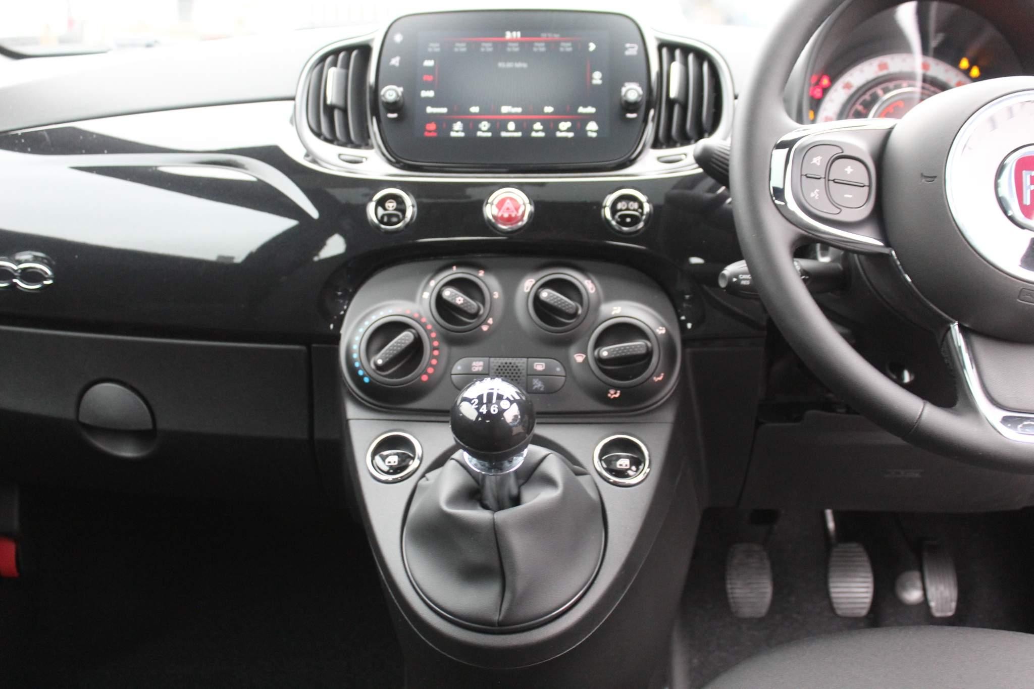 Fiat 500 Hybrid Image 20