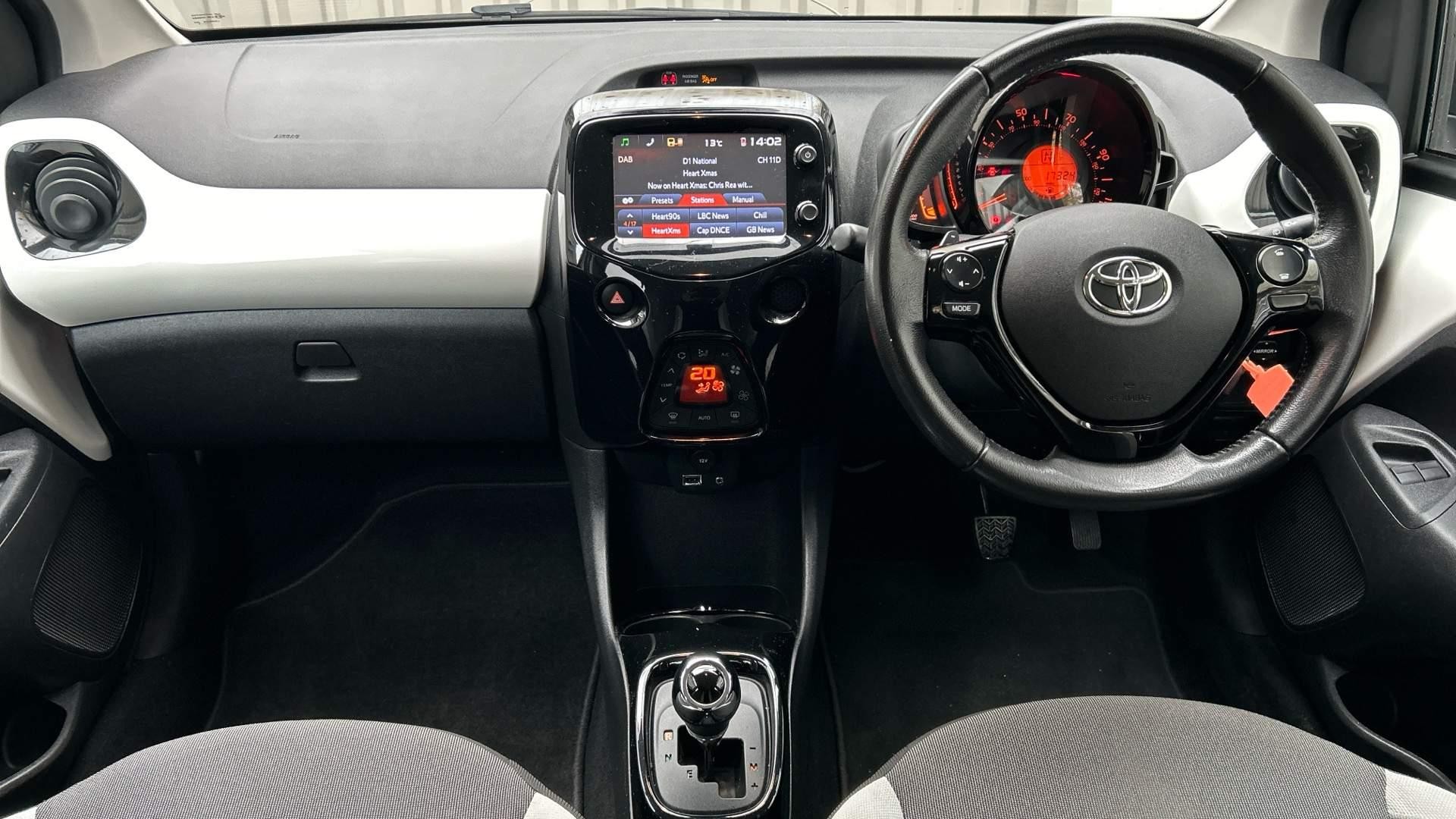 Toyota Aygo Image 11