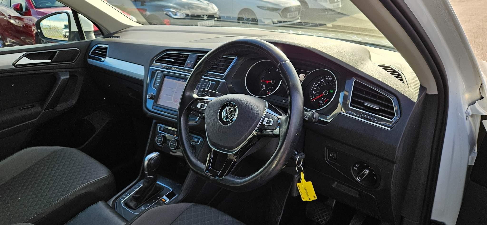 Volkswagen Tiguan Image 11