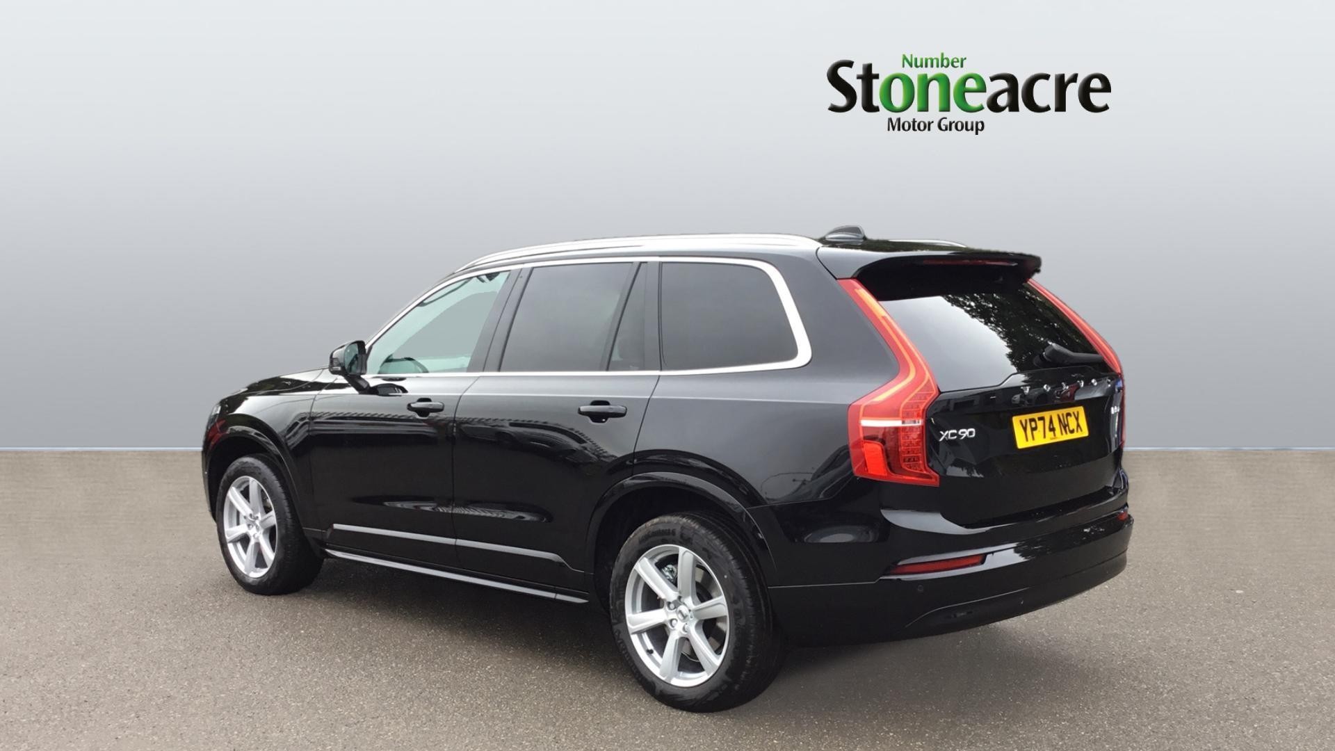 Volvo XC90 Image 2