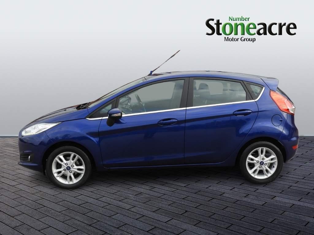 Ford Fiesta Image 6