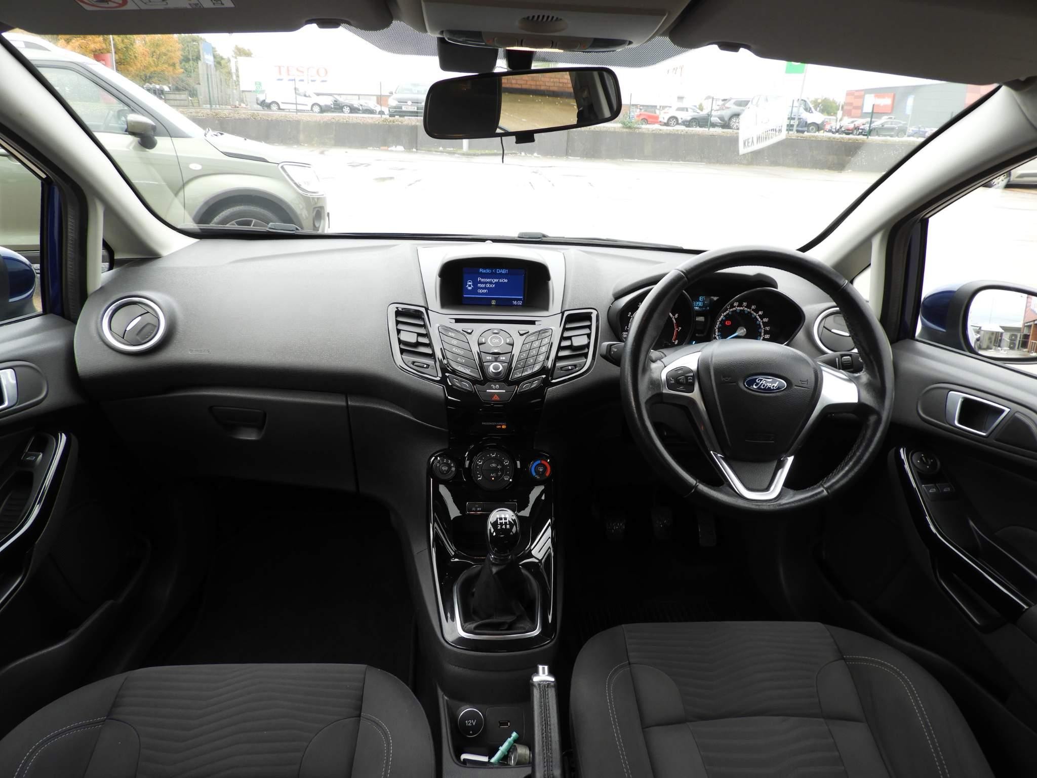 Ford Fiesta Image 15