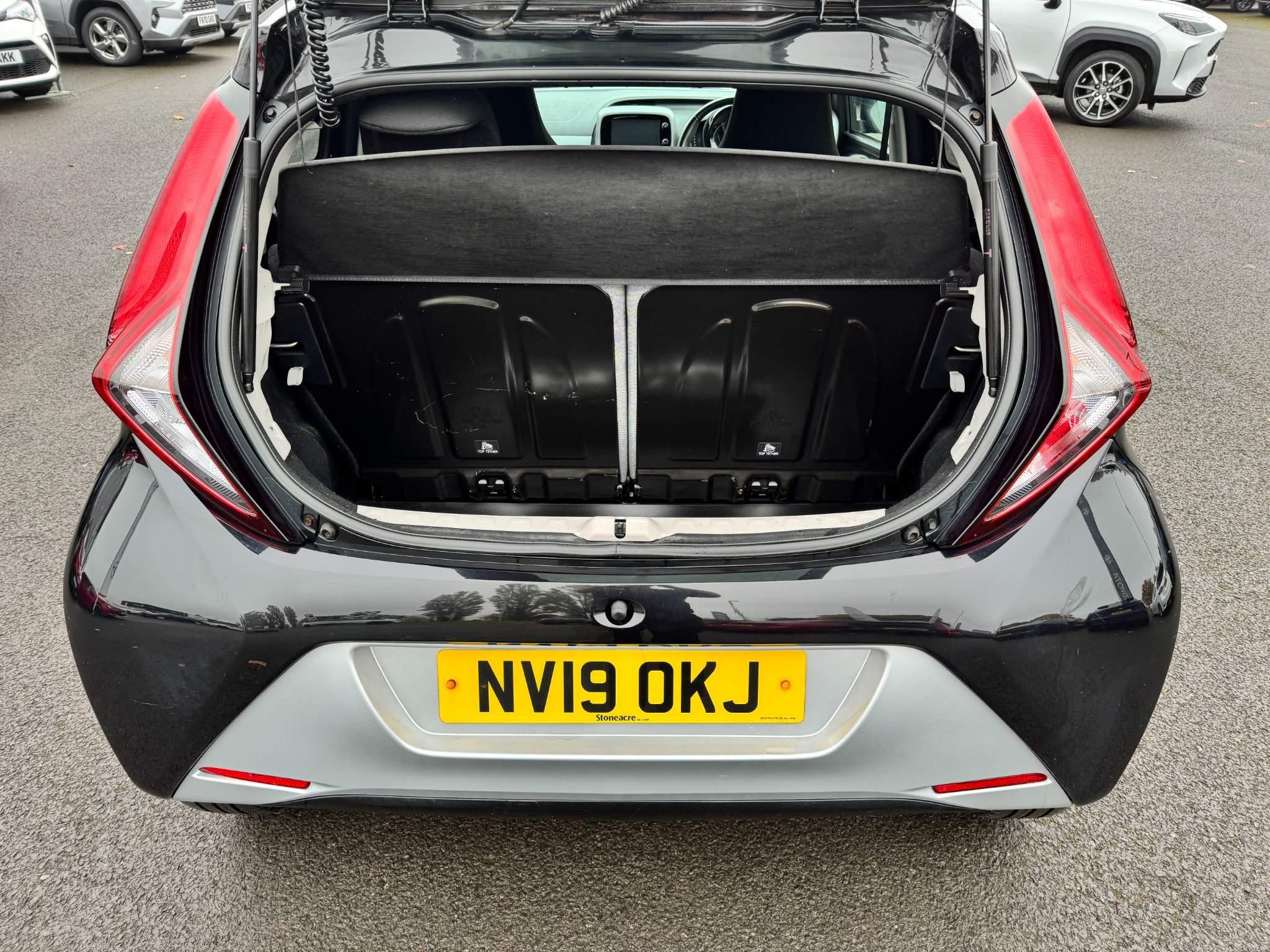 Toyota Aygo Image 12