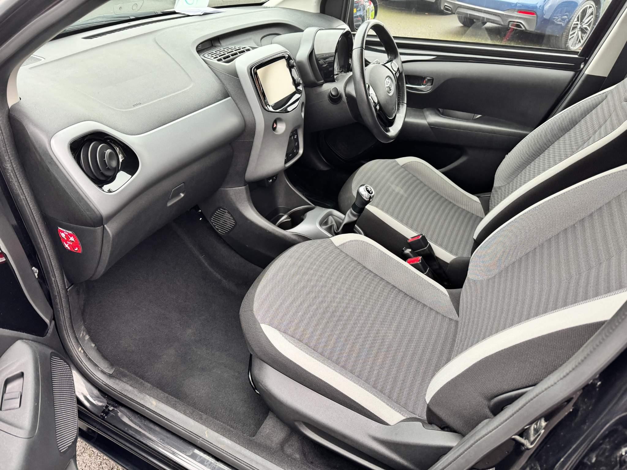 Toyota Aygo Image 16