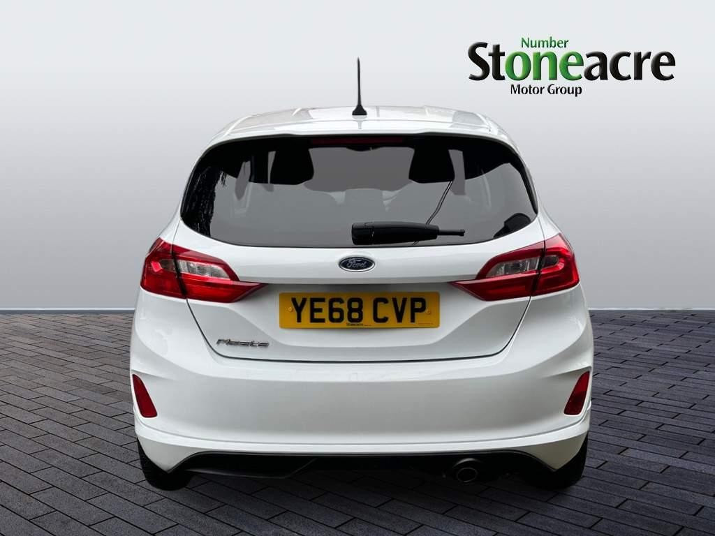 Ford Fiesta Image 4