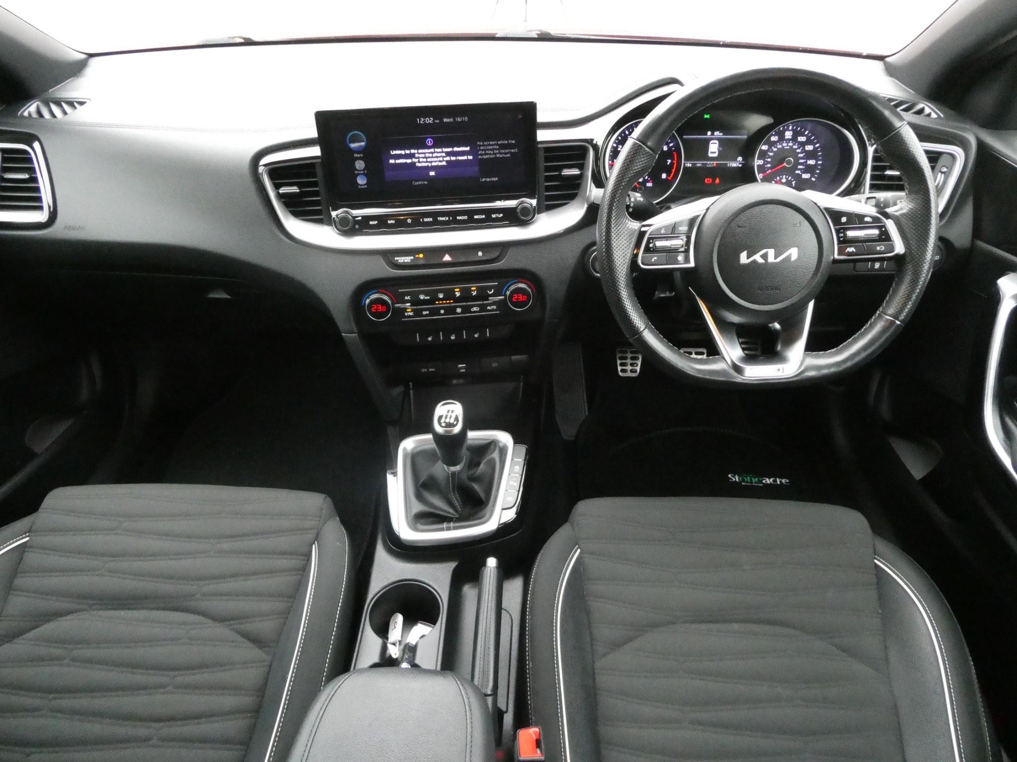 Kia Ceed Image 12