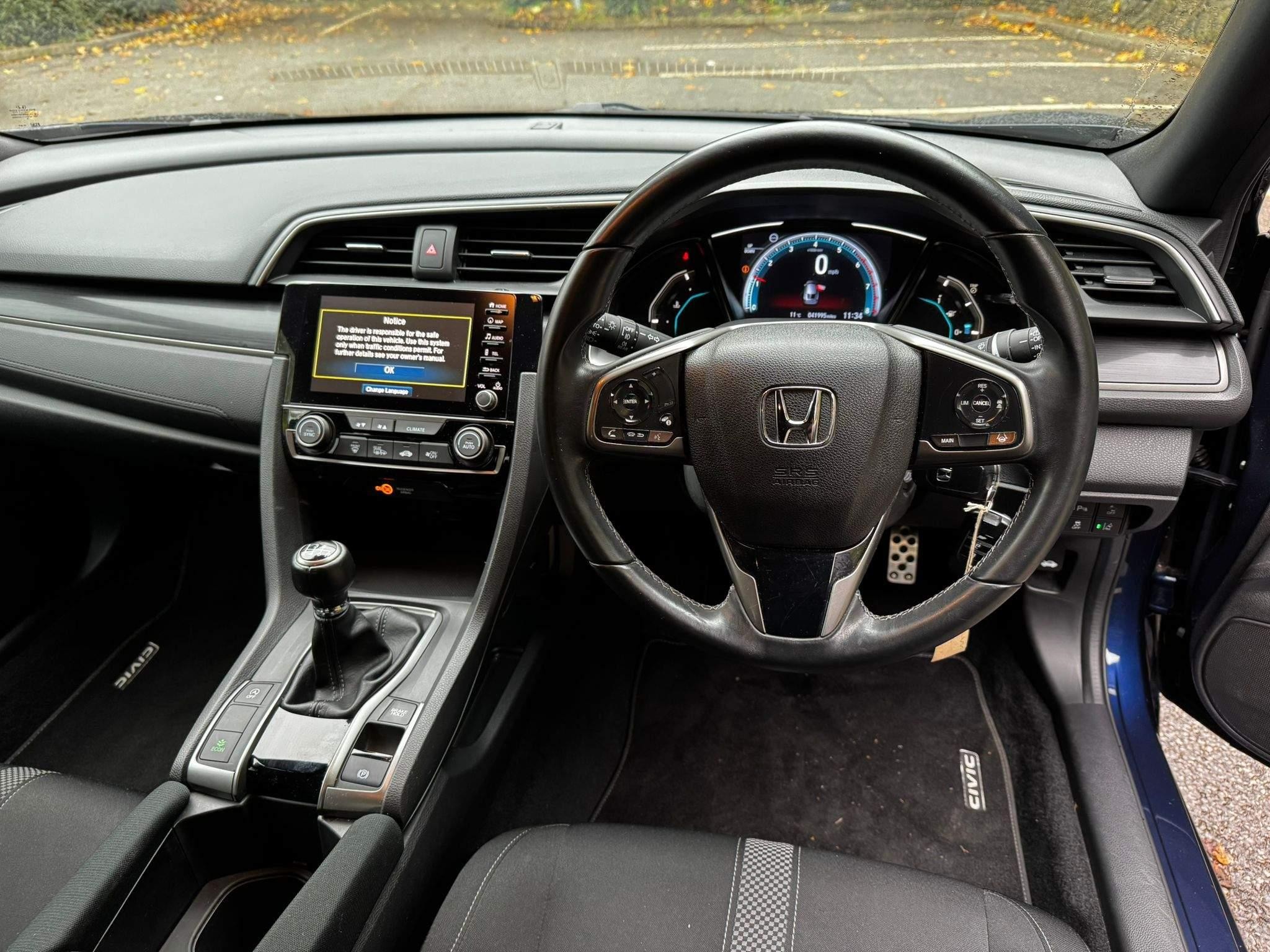 Honda Civic Image 10