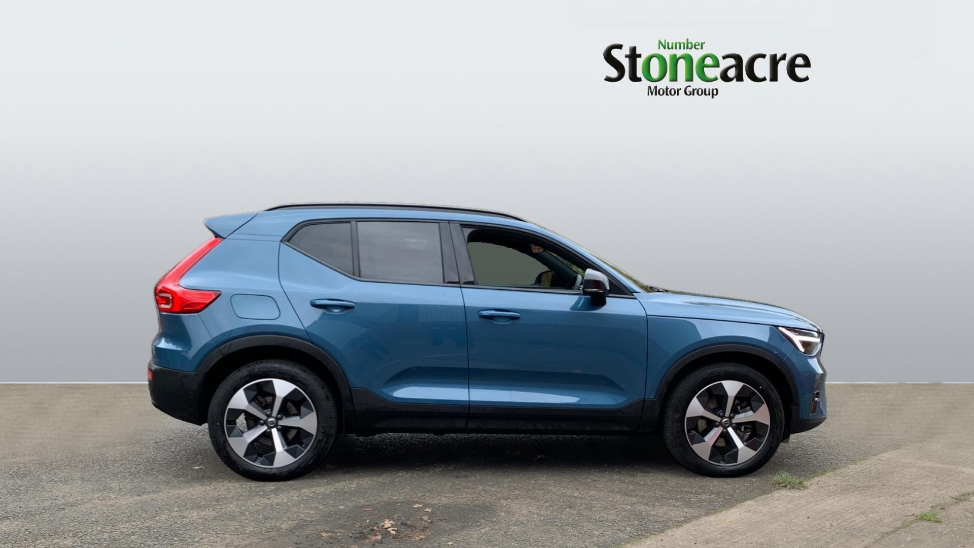 Volvo XC40 Image 3