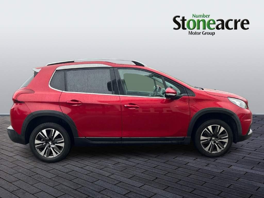 Peugeot 2008 Image 2