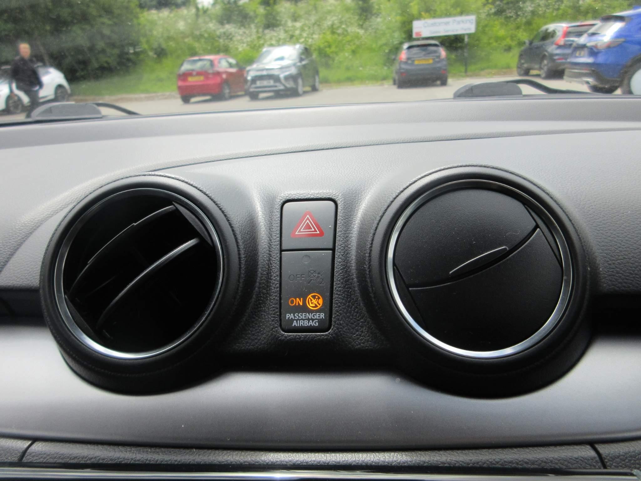 Suzuki Swift Image 31