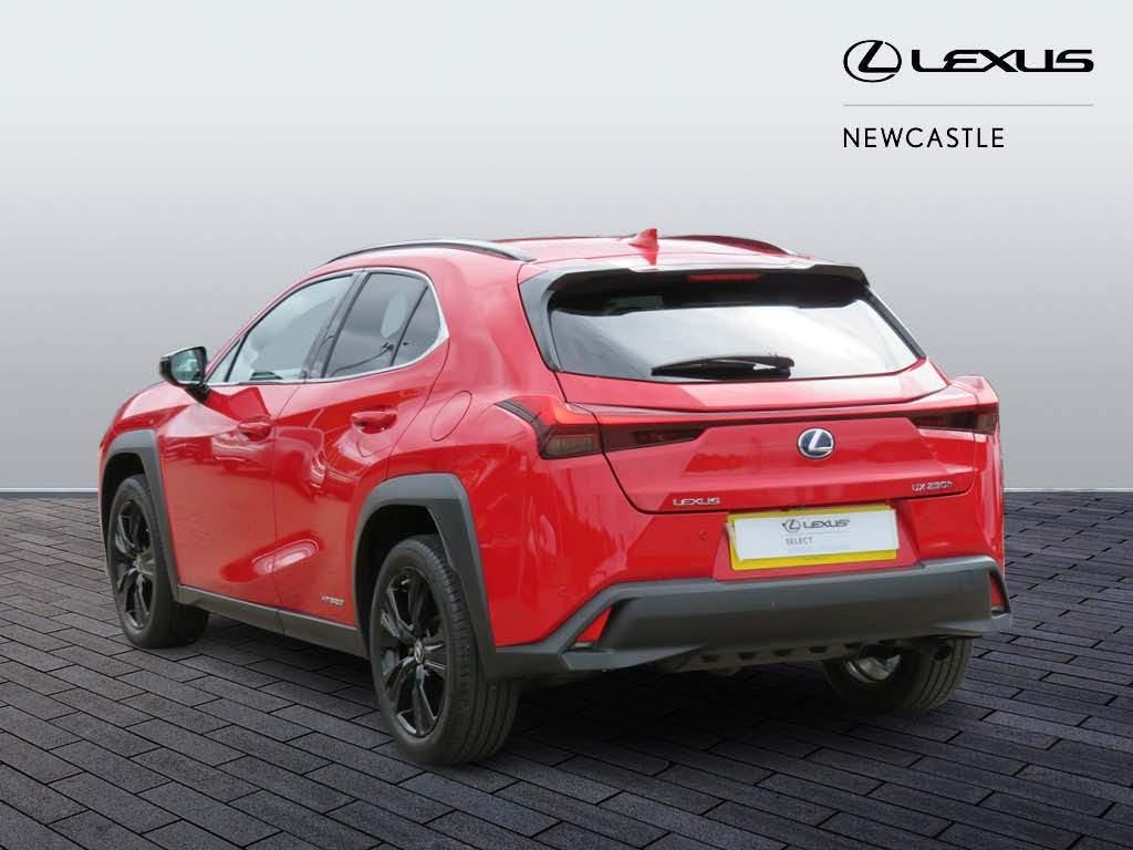 Lexus UX Image 7