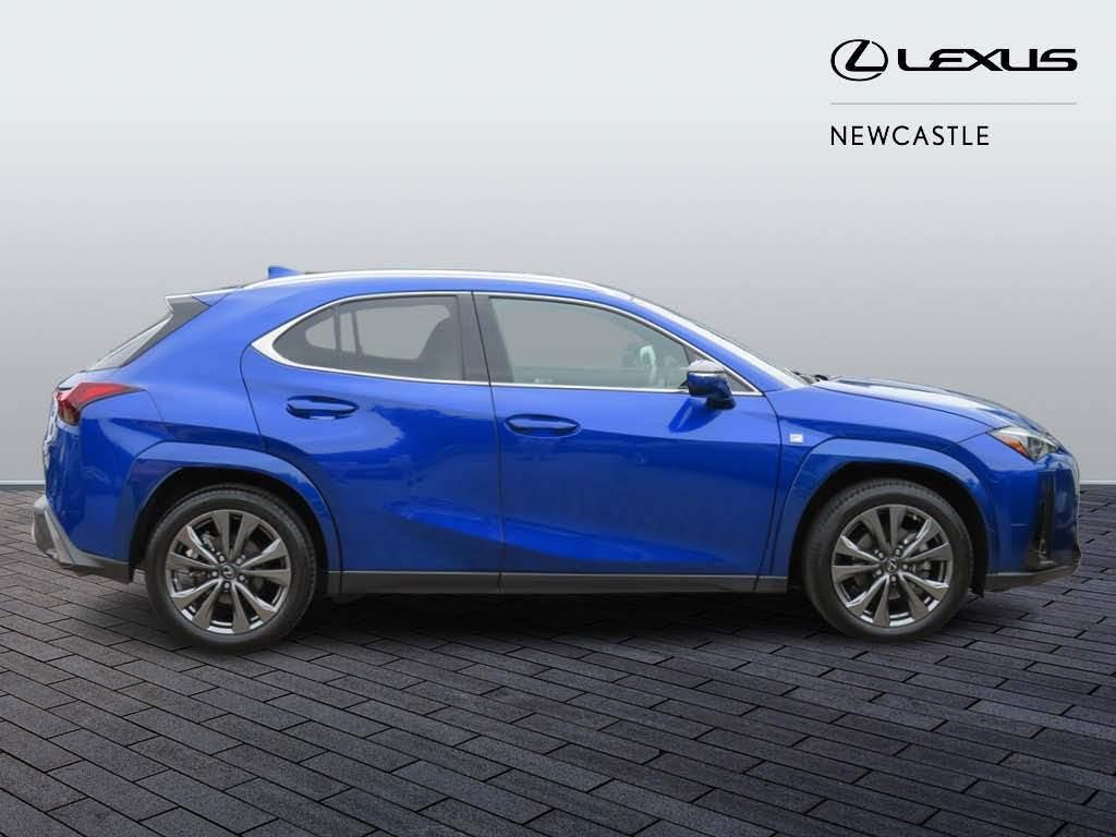 Lexus UX Image 4