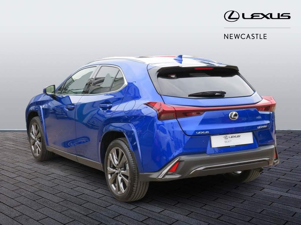 Lexus UX Image 7